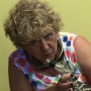 Meet your Posher, Beth